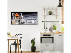 Banjado Magnettafel 78x37cm Magnetwand Silber Aus Metall Magnetpinnwand Pinnwand Inkl. 4 Magnete Motiv Astronaut* Schweberegale
