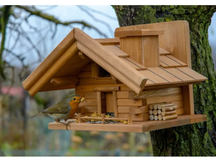 Dobar Vogelhaus St. Moritz im Berghütten-Design 33 x 24,5 x 21 cm Braun FSC®