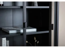 ebuy24 Misha Vitrinenschrank 2 Türen 4 Ablagen Schwarz