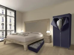 Kleiderschrank mit Kleiderstange* Aufbewahrung