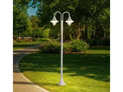 Lindby Mastleuchte Außen Laterne Madea 10034012 Spritzwassergeschützt Modern in Weiß aus Aluminium 2-flammig E27