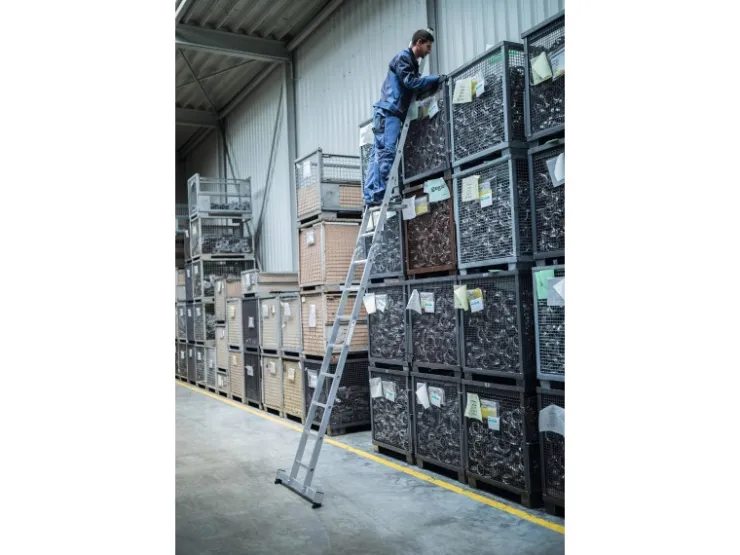 PROREGAL Klappleiter 2-Teilig mit Traverse 2 x 4 Sprossen* Klapptritte