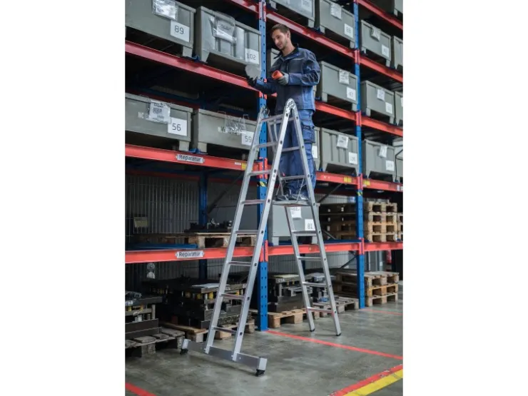 PROREGAL Klappleiter 2-Teilig mit Traverse 2 x 4 Sprossen* Klapptritte