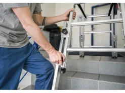 PROREGAL Stufen-Stehleiter Treppengängig 2 x 5 Stufen* Klapptritte