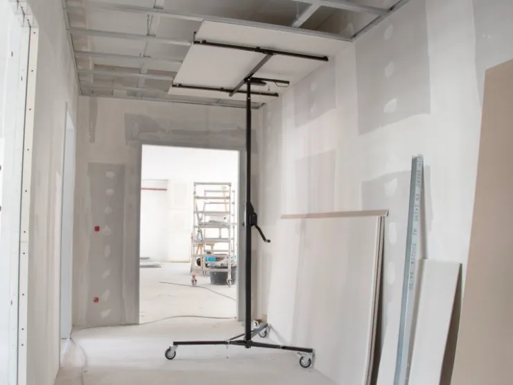 rikta Plattenhebelift 155 bis 300 cm, max. Breite 260 cm mit Feststellbremse